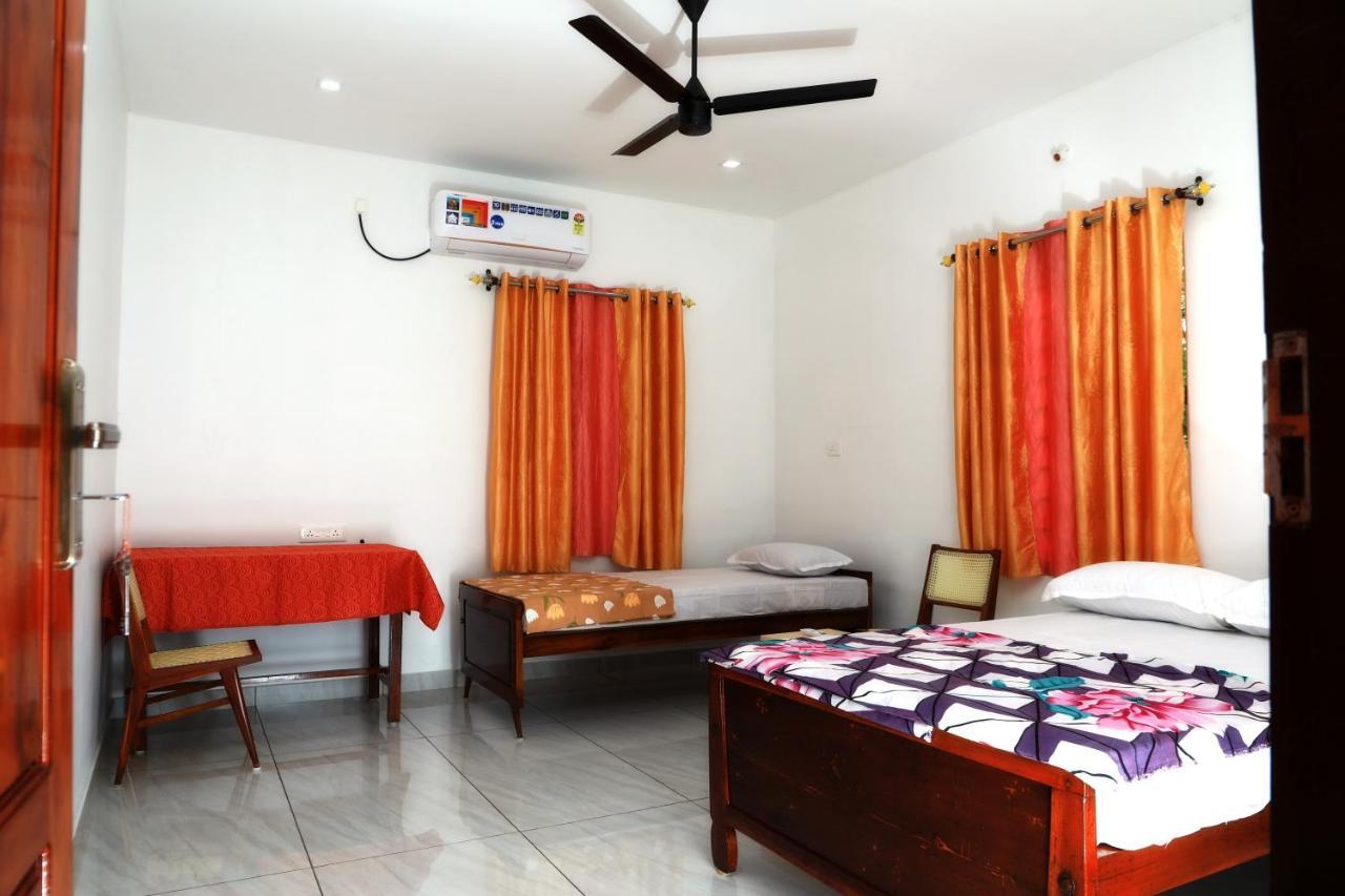 Munroe Vision Panakkattu Homestay Mundrothuruth Exterior foto