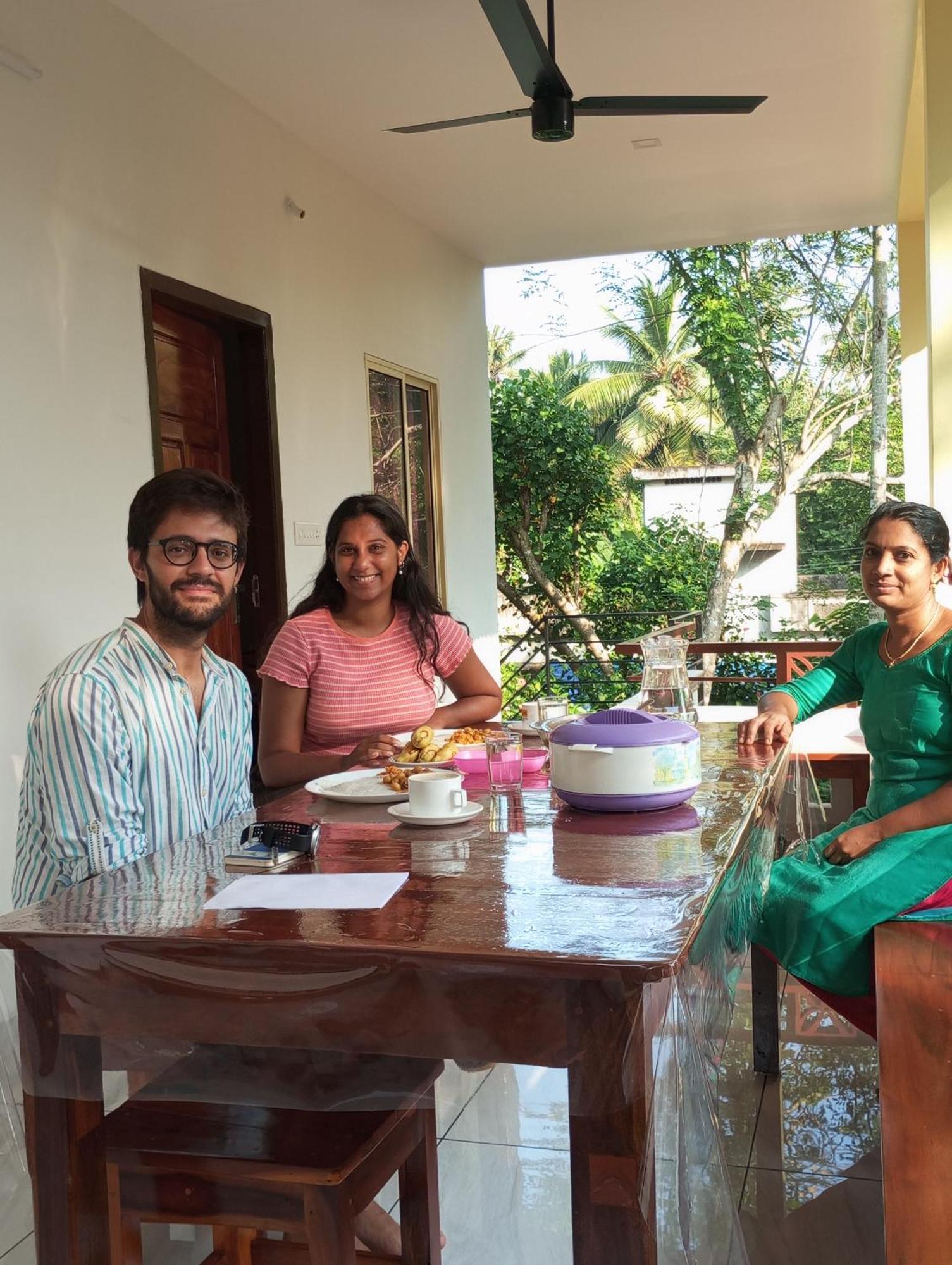 Munroe Vision Panakkattu Homestay Mundrothuruth Exterior foto
